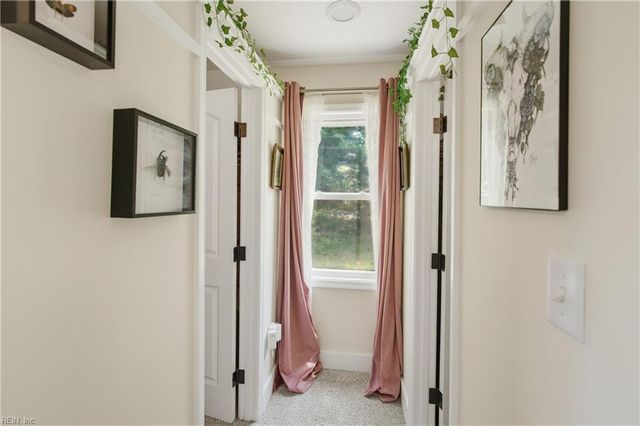 23 Clover ST, Hampton, VA 23669