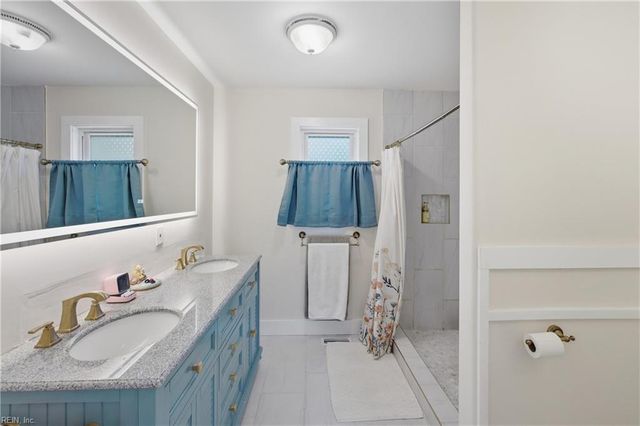 23 Clover ST, Hampton, VA 23669