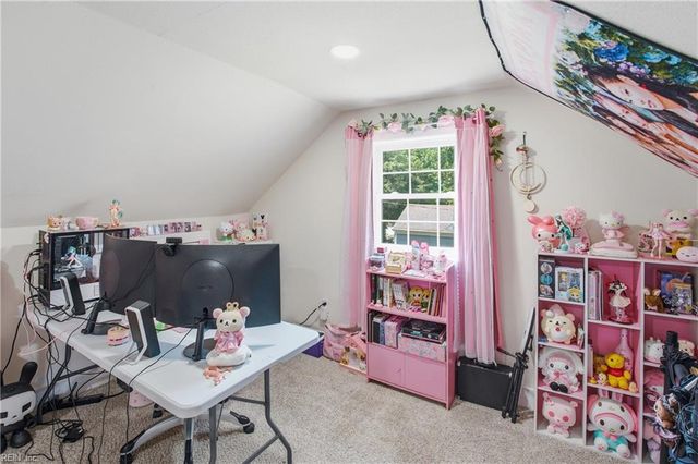 23 Clover ST, Hampton, VA 23669