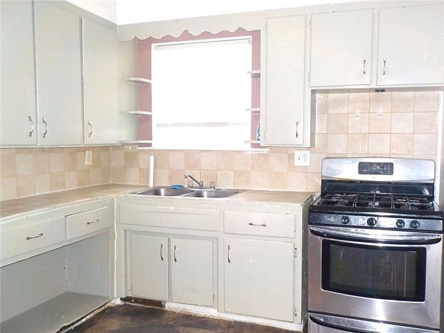 574-576 Driving Park Avenue, Rochester, NY 14613