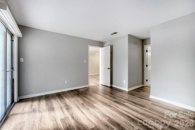 2520 Stradbrook Drive, Charlotte, NC 28210