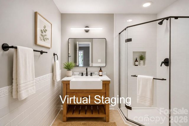 2520 Stradbrook Drive, Charlotte, NC 28210