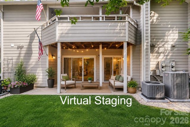 2520 Stradbrook Drive, Charlotte, NC 28210