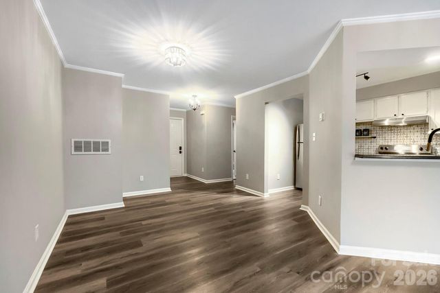 2520 Stradbrook Drive, Charlotte, NC 28210