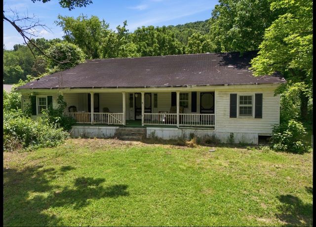 17 Dog Branch Rd, S, Pleasant Shade, TN 37145