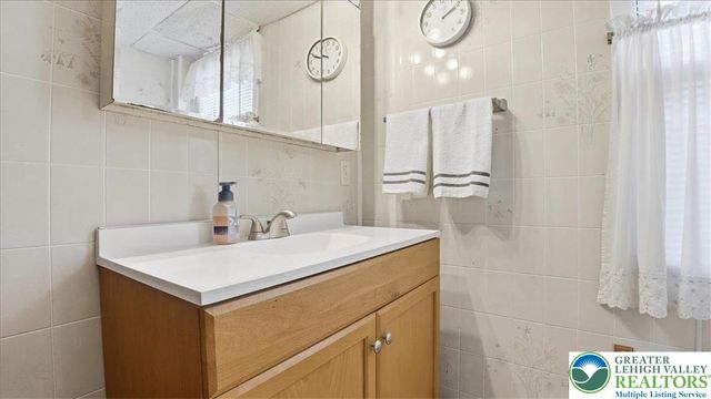 239 West Bertsch Street, Lansford Boro, PA 18232