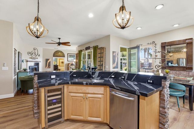 1476 Montauban Ct, Tracy, CA 95304