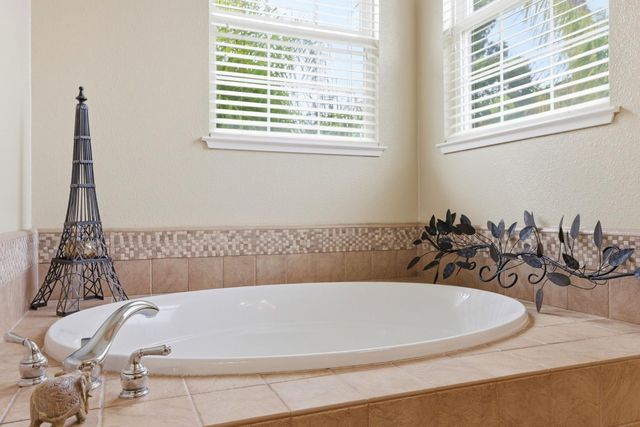 1476 Montauban Ct, Tracy, CA 95304