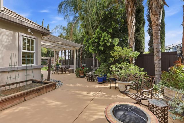 1476 Montauban Ct, Tracy, CA 95304