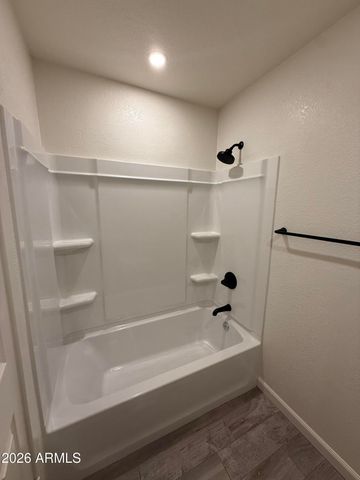 95 N COOPER Road 75, Chandler, AZ 85225