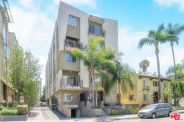 2864 Sunset Place 201, Los Angeles, CA 90005