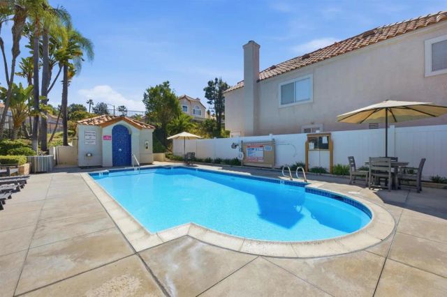 1428 Portofino Drive, Vista, CA 92081