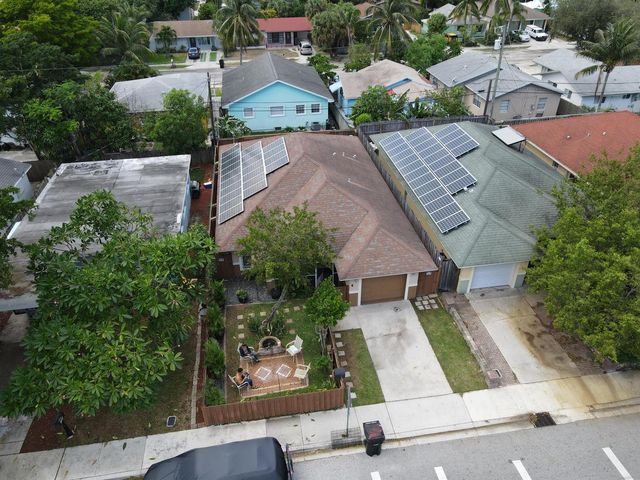 703 S A Street S, Lake Worth Beach, FL 33460
