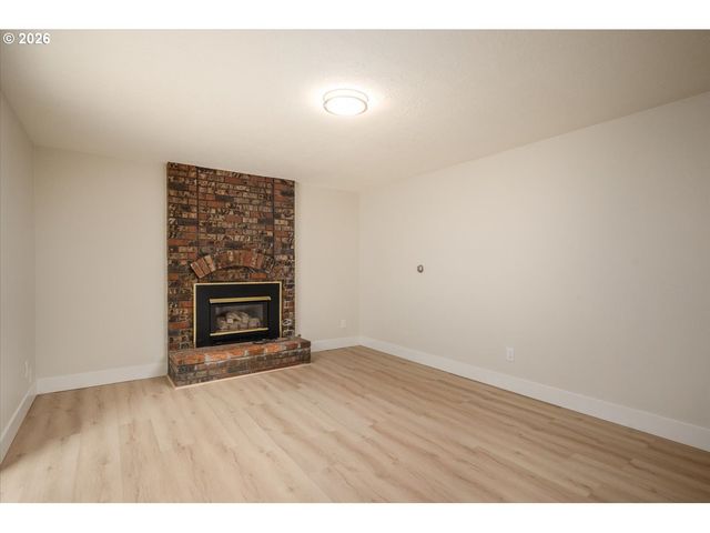 4249 Ne MEADOW Ln, Hillsboro, OR 97124