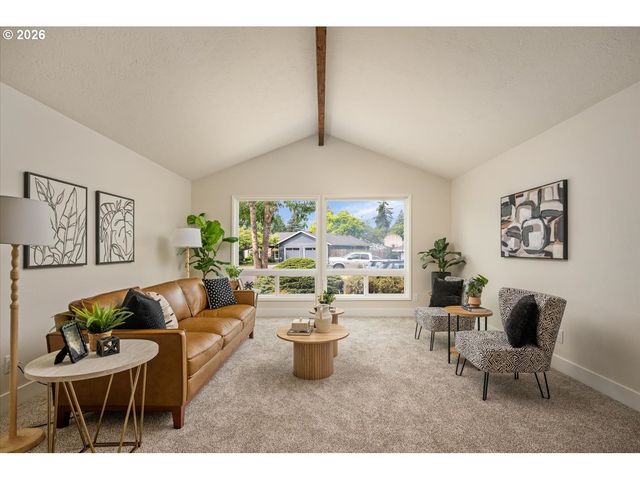 4249 Ne MEADOW Ln, Hillsboro, OR 97124