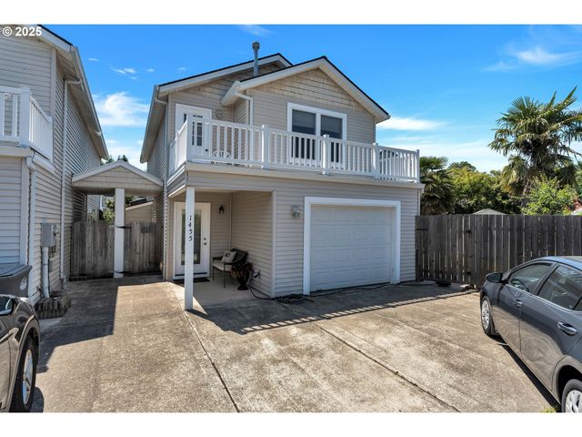 1455 Ne JESSICA Loop, Hillsboro, OR 97124