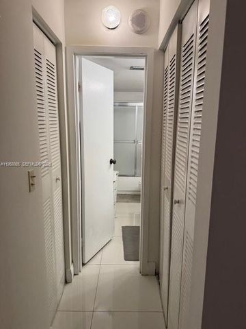 2821 N Miami Beach Boulevard 2I, North Miami Beach, FL 33160