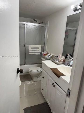 2821 N Miami Beach Boulevard 2I, North Miami Beach, FL 33160