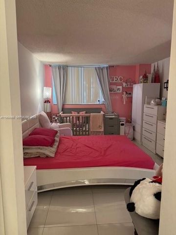 2821 N Miami Beach Boulevard 2I, North Miami Beach, FL 33160