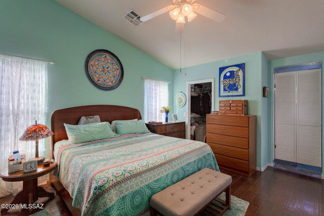 1338 N Mahogany Gulch Lane, Green Valley, AZ 85614