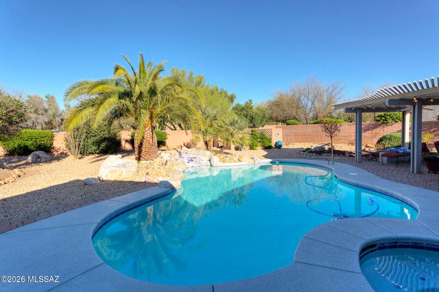 1338 N Mahogany Gulch Lane, Green Valley, AZ 85614