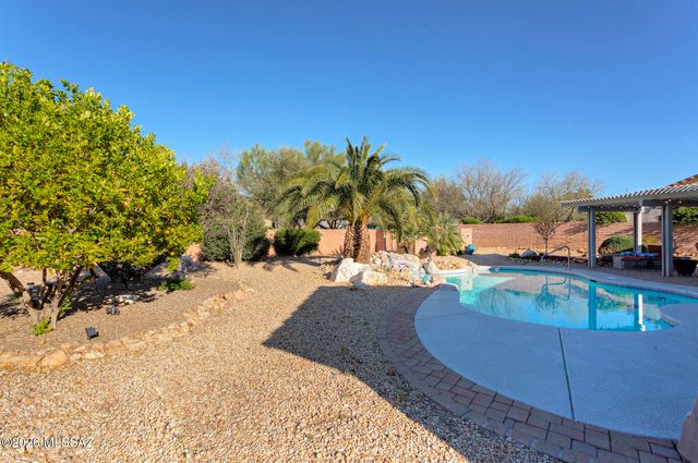 1338 N Mahogany Gulch Lane, Green Valley, AZ 85614