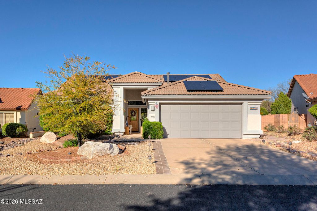 1338 N Mahogany Gulch Lane, Green Valley, AZ 85614