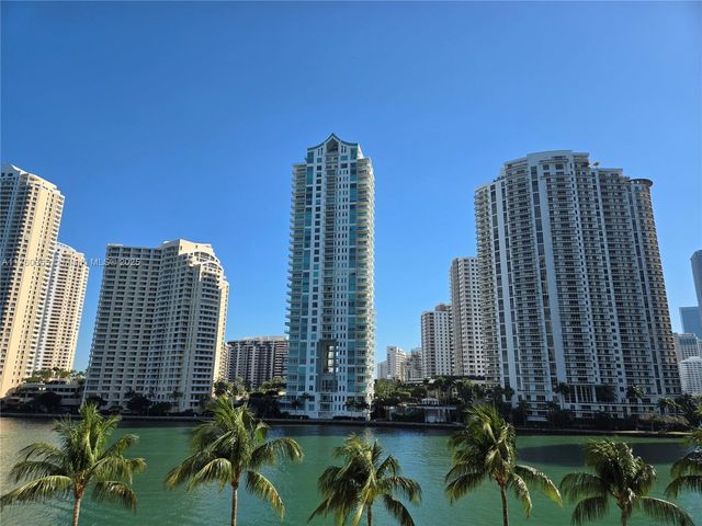 325 S Biscayne Blvd 415, Miami, FL 33131