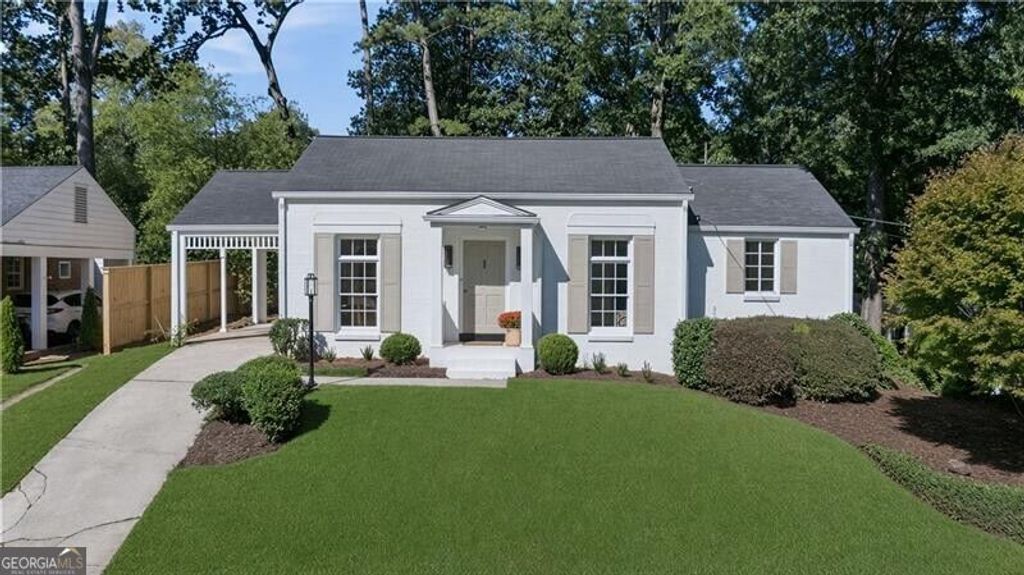 1822 Walthall Drive NW, Atlanta, GA 30318 — exterior