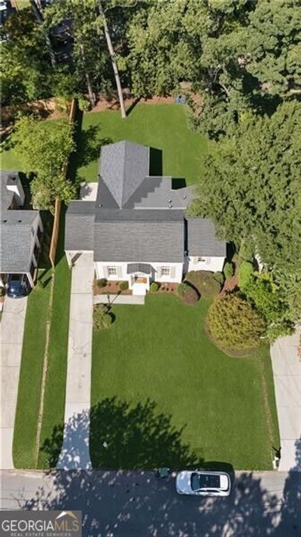 1822 Walthall Drive NW, Atlanta, GA 30318 — photo 4