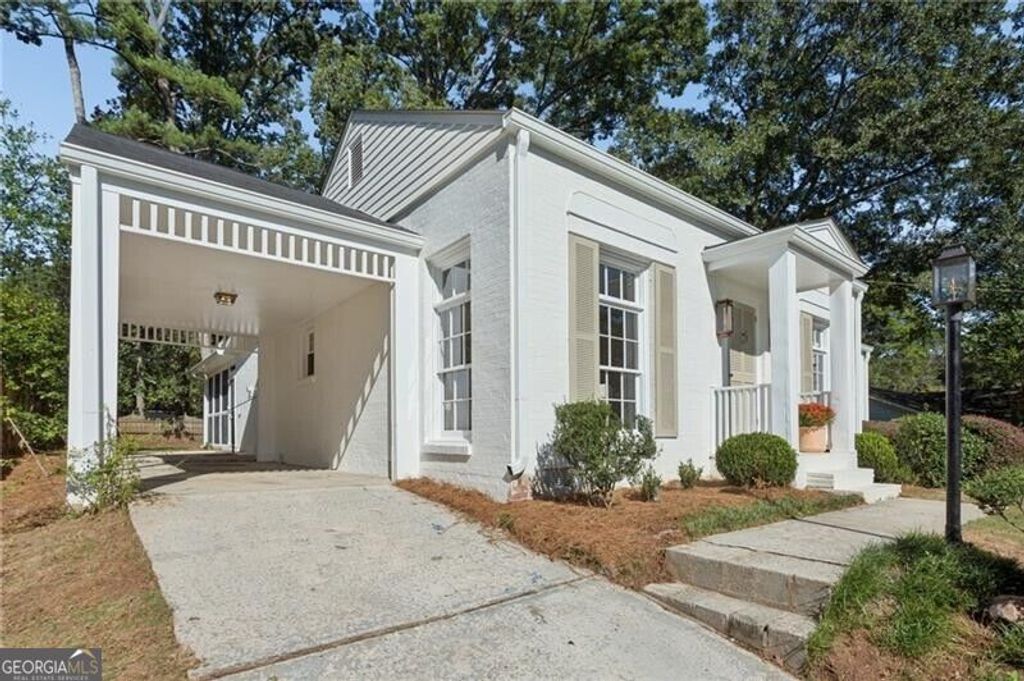 1822 Walthall Drive NW, Atlanta, GA 30318 — photo 5