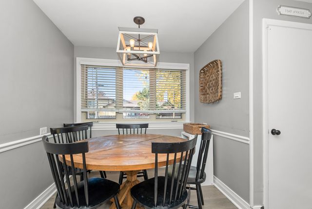 11208 S Sacramento Avenue, Chicago, IL 60655