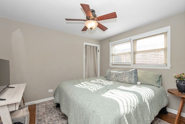 11208 S Sacramento Avenue, Chicago, IL 60655