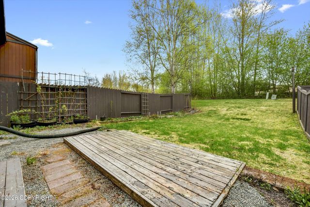 1006 W 80th Avenue, Anchorage, AK 99518