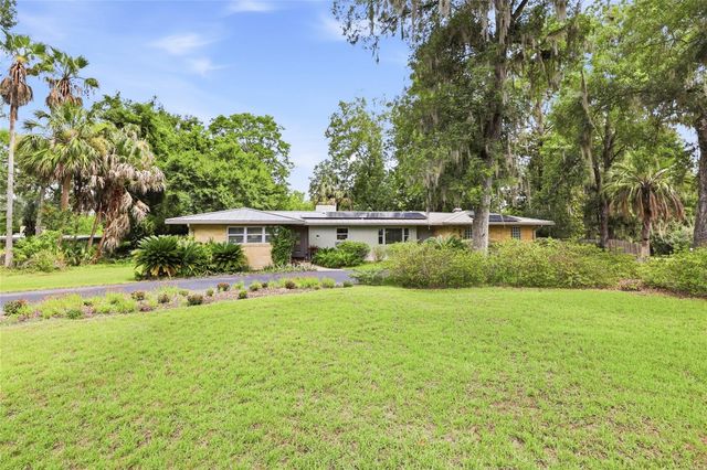 2006 NW 14TH AVENUE, Gainesville, FL 32605