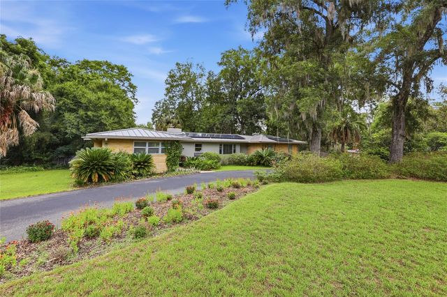 2006 NW 14TH AVENUE, Gainesville, FL 32605