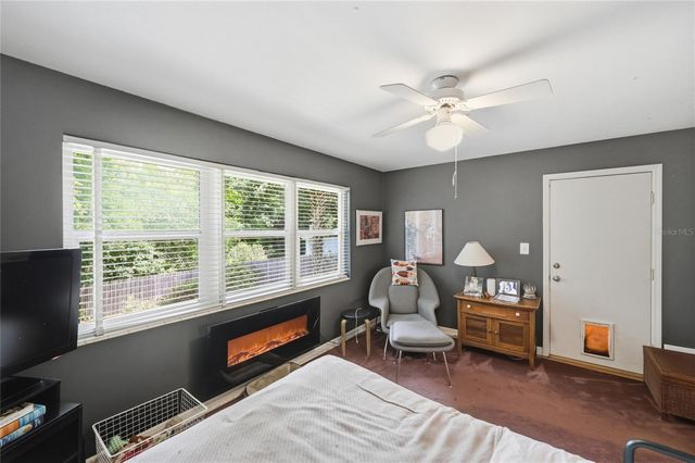 2006 NW 14TH AVENUE, Gainesville, FL 32605