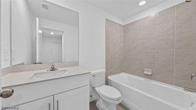 17489 MONTE ISOLA WAY, North Fort Myers, FL 33917