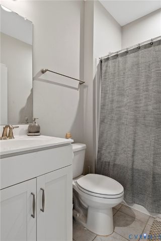 9989 Puddle Duck Ln, Hanover, VA 23116