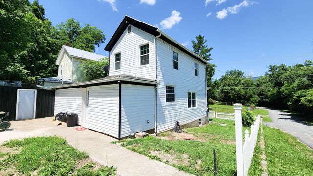 801 Concord ST, Selma, VA 24474