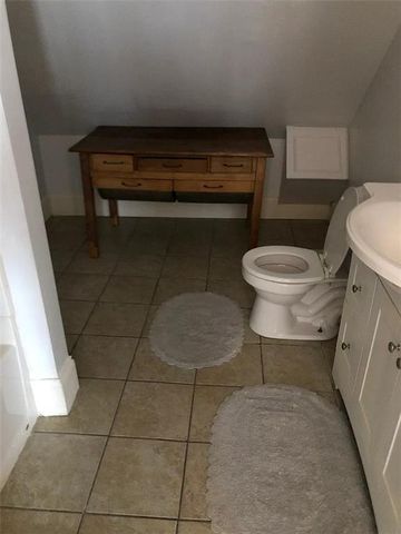 417 Cypress Avenue, Kansas City, MO 64124