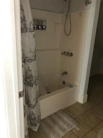 417 Cypress Avenue, Kansas City, MO 64124