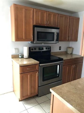 417 Cypress Avenue, Kansas City, MO 64124