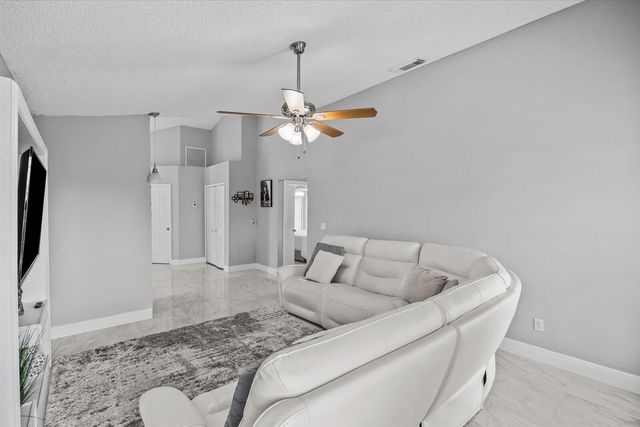 471 NW Sherbrooke Avenue, Port St. Lucie, Port St Lucie, FL 34983