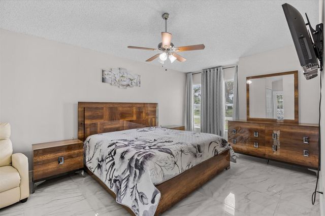471 NW Sherbrooke Avenue, Port St. Lucie, Port St Lucie, FL 34983