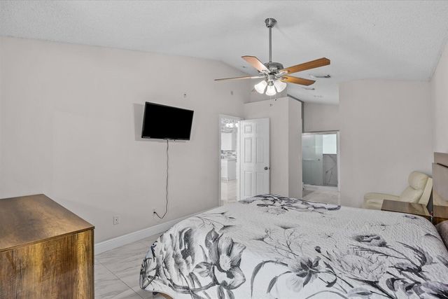 471 NW Sherbrooke Avenue, Port St. Lucie, Port St Lucie, FL 34983