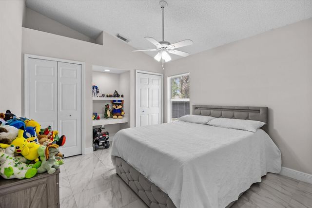 471 NW Sherbrooke Avenue, Port St. Lucie, Port St Lucie, FL 34983