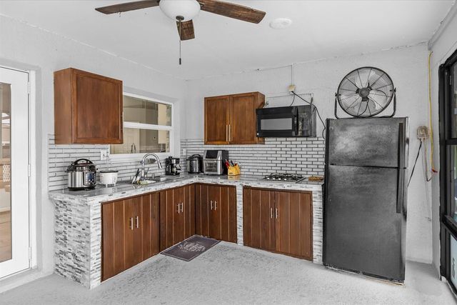 471 NW Sherbrooke Avenue, Port St. Lucie, Port St Lucie, FL 34983