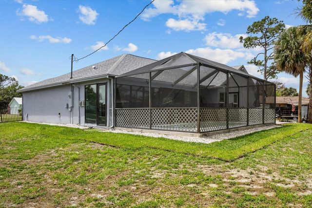 471 NW Sherbrooke Avenue, Port St. Lucie, Port St Lucie, FL 34983