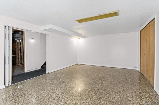 4064 Sheraton Drive, Flint, MI 48532